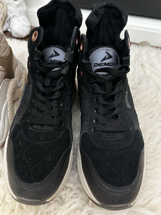 Кросівки зимові 37-37,5 р, на байці, шкіра, замша