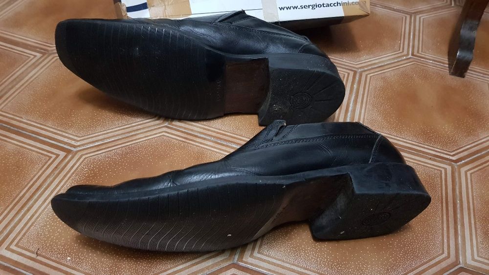 Sapatos Bata, 42, pretos