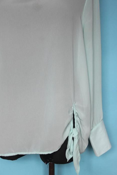 (6)Transparentna miętowa bluzka z długim rękawem 42-44