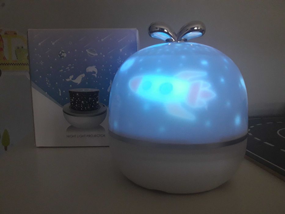 Luz de presença/ Projetor