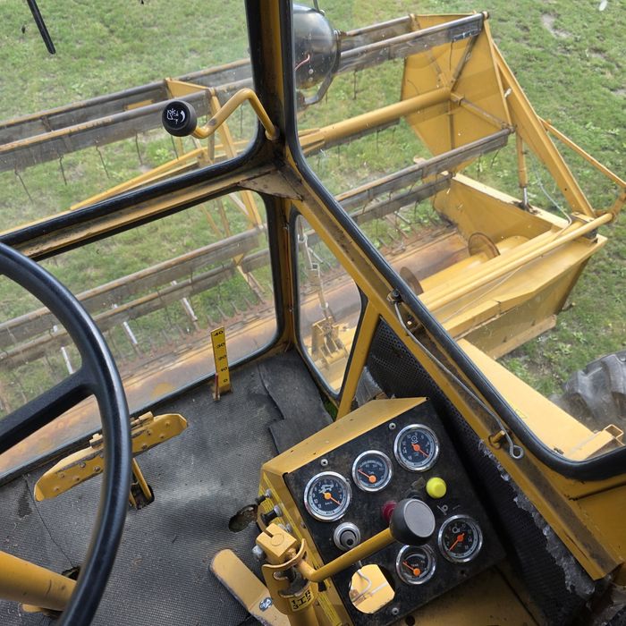 Комбайн зерно збиральний Sampo 600 680 з Фінляндії