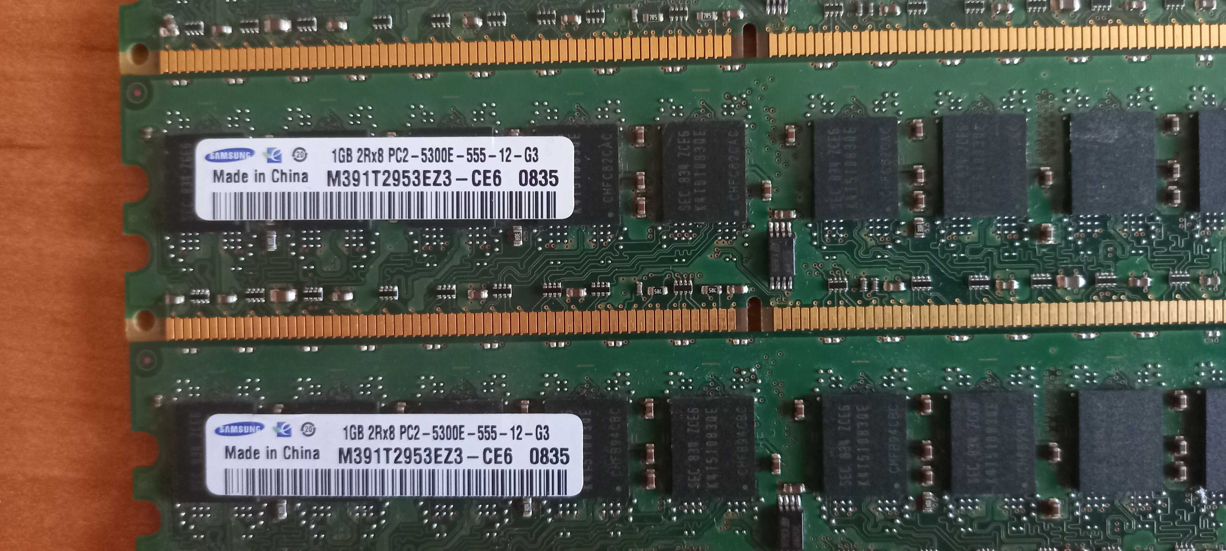 Pamięć Ram 1Gb x 4 sztuki 2Rx8 PC2 5300E DDR2