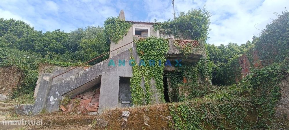 ANG1094 - Moradia T2 para Venda em Maiorga, Alcobaça