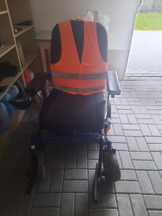 Wózek inwalidzki elektryczny Forest 2