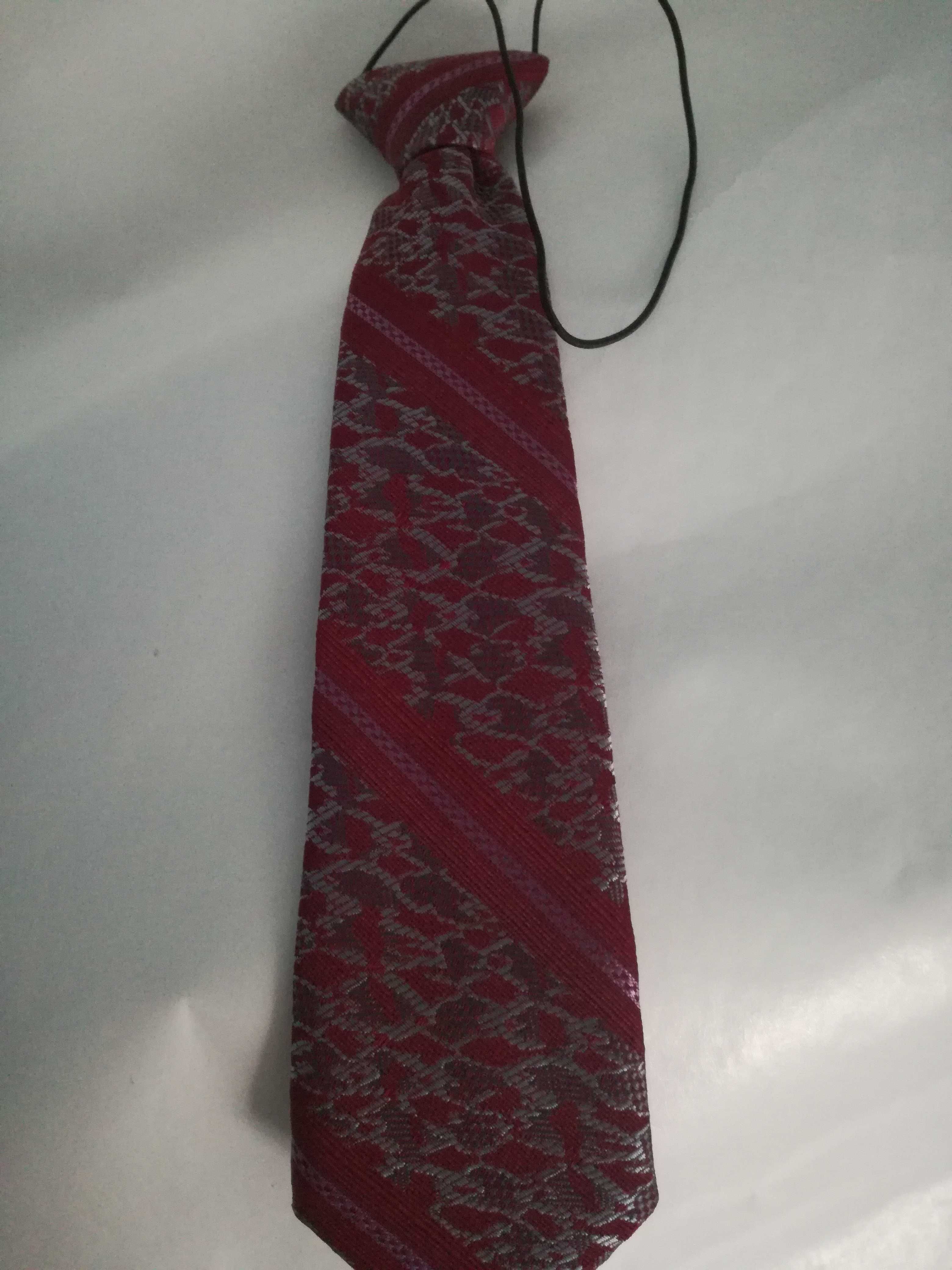 Krawat dla chłopca nowy 5 cm szerokość, 23 cm długości kolor bordo
