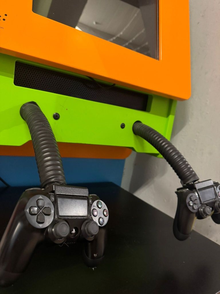 Gra  ścienna IKC , konsola PS4
