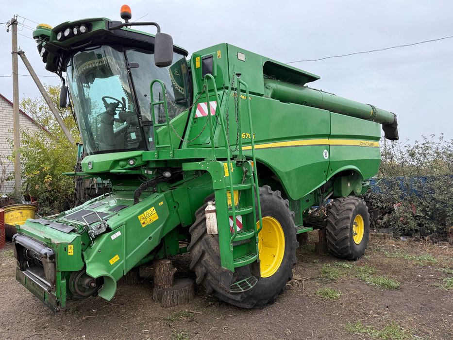 John Deere S670i HillMaster