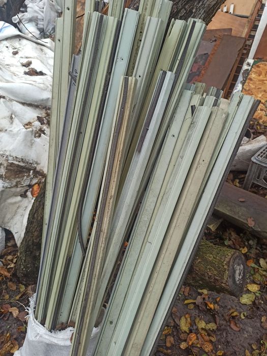 Подставочный профиль под металопластиковые окна