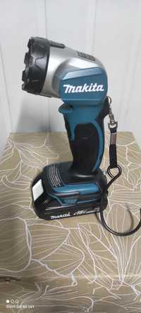 Latarka Makita DML 802 + bateria 1.3Ah