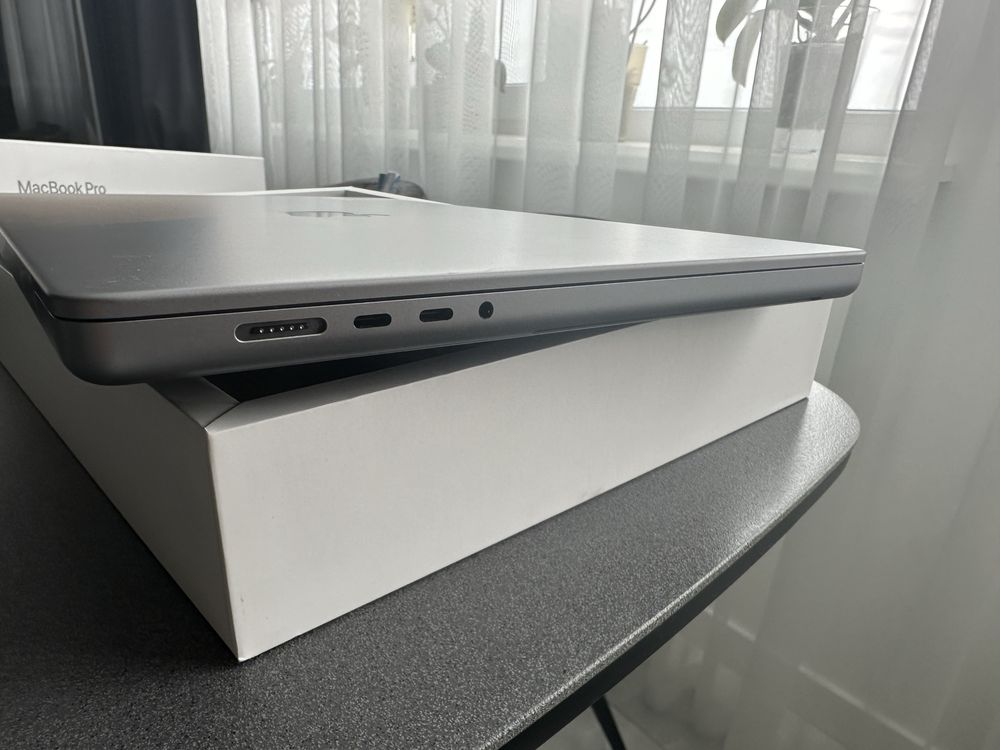 Apple MacBook M1 Pro 16’