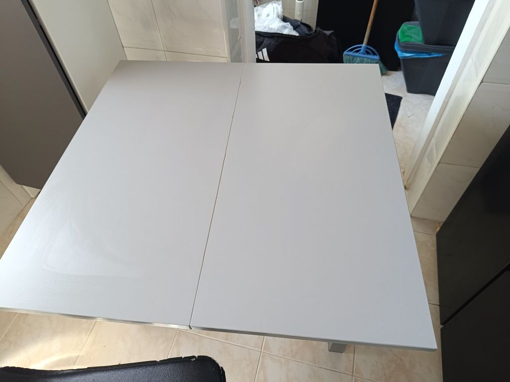 Mesa cozinha usada