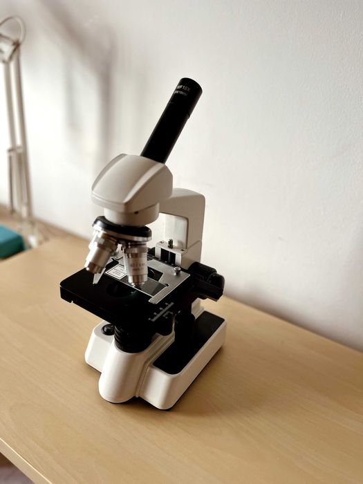 Microscópio Bresser Erudit DLX 40x-1000x | Excelente Estado