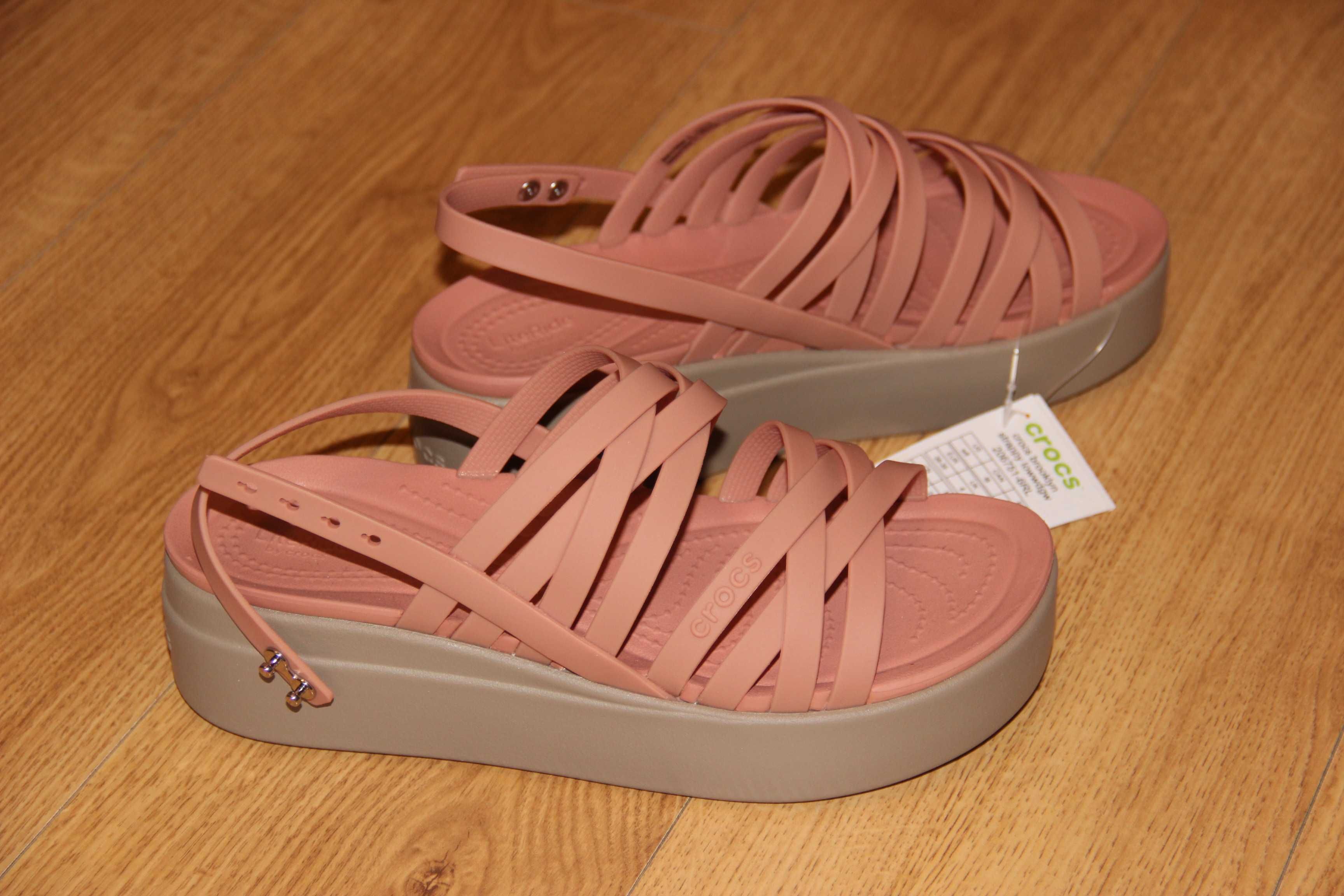 Женские босоножки Crocs Brooklyn Strappy low wedge W9 Крокс