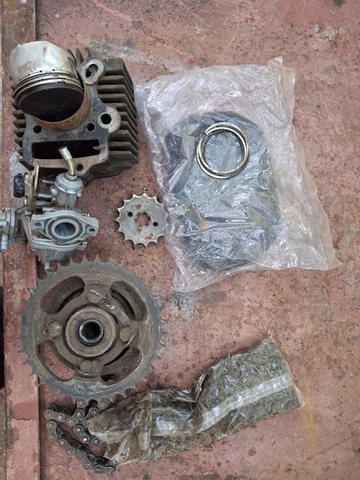 Вайпер актив запчастини Поршнева, карбюратор, зірочки та цеп, фільтр.