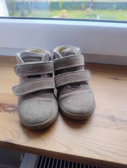 Buty przejściowe Primigi r.25