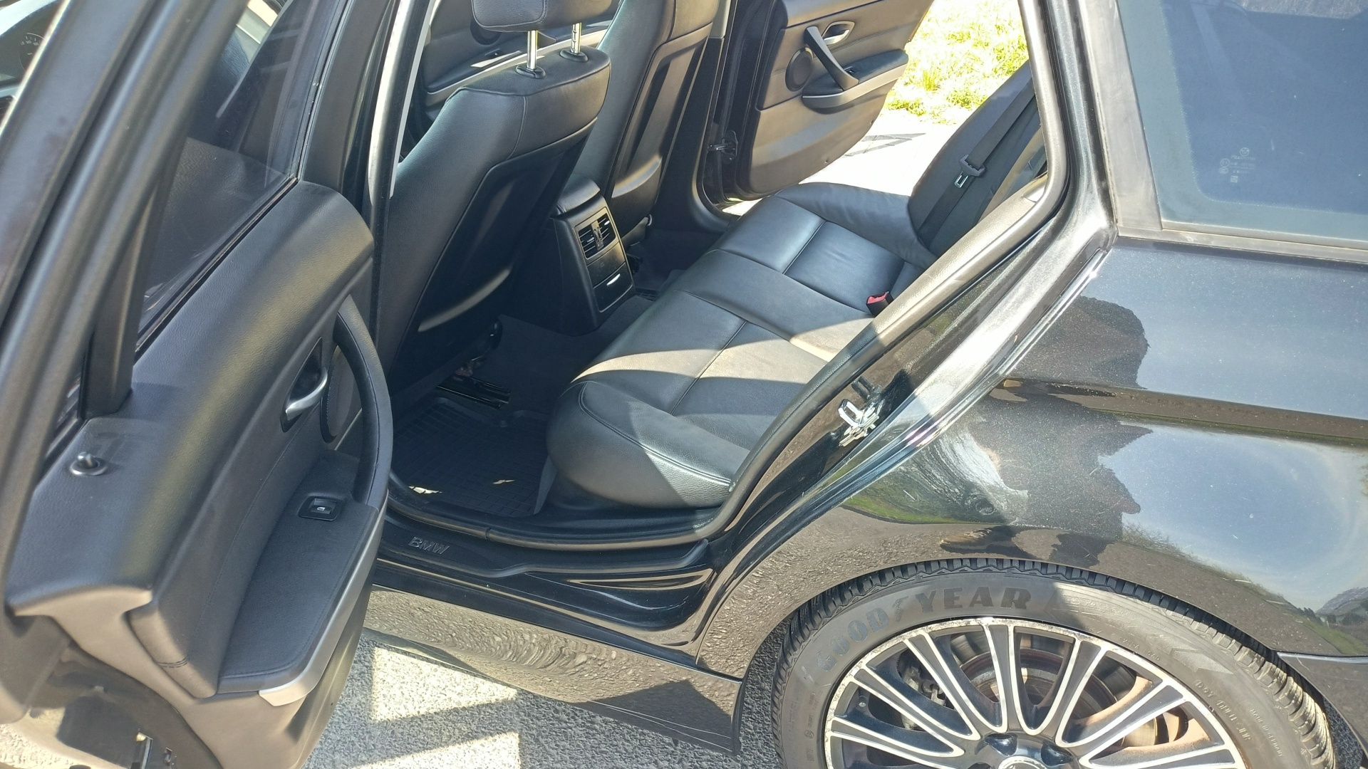 BMW E91 2.0 diesel M47 skrzynia automatyczna Shadow Line Touring