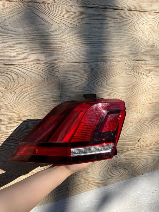 Фара задня ліва  в крило Tiguan2 2017р