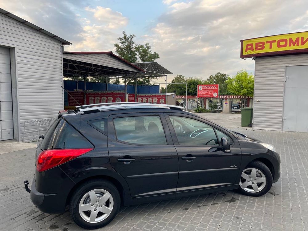 Peugeot 207 SW 1,4 бензин