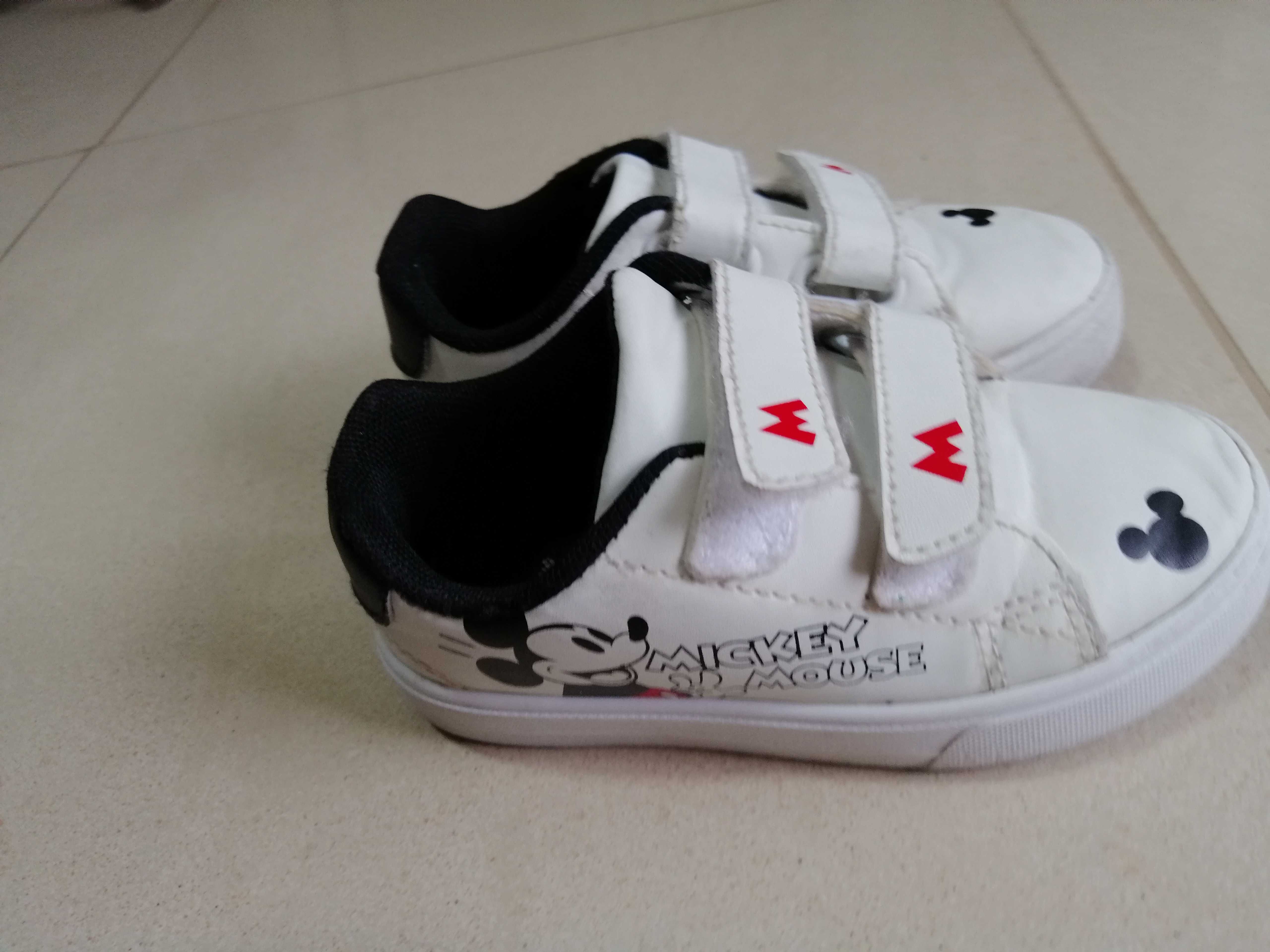 Sapatilhas do Mickey, tamanho 27