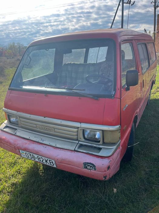 Продам Mazda E2200