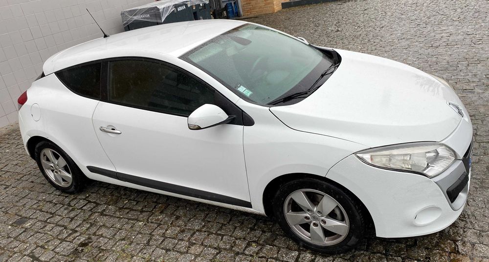 Megane 3 comercial 15 dci