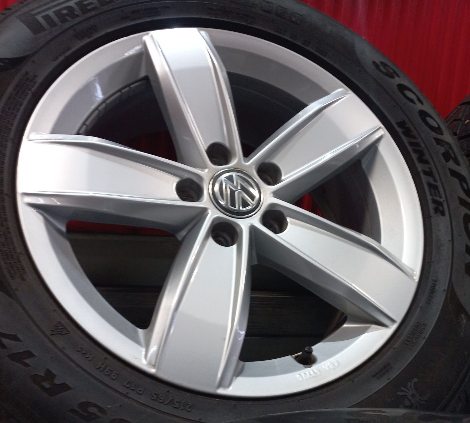 Oryginalne Felgi Aluminiowe VW 17" 5x112 6,5J ET38 Super Stan !