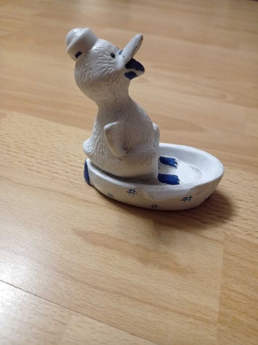 Figurka kaczorek w łódce