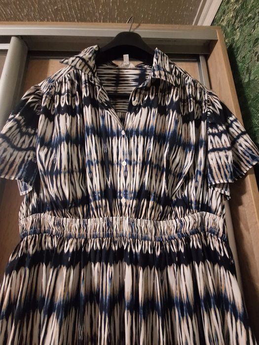 Гарне плаття 54-56 розміру