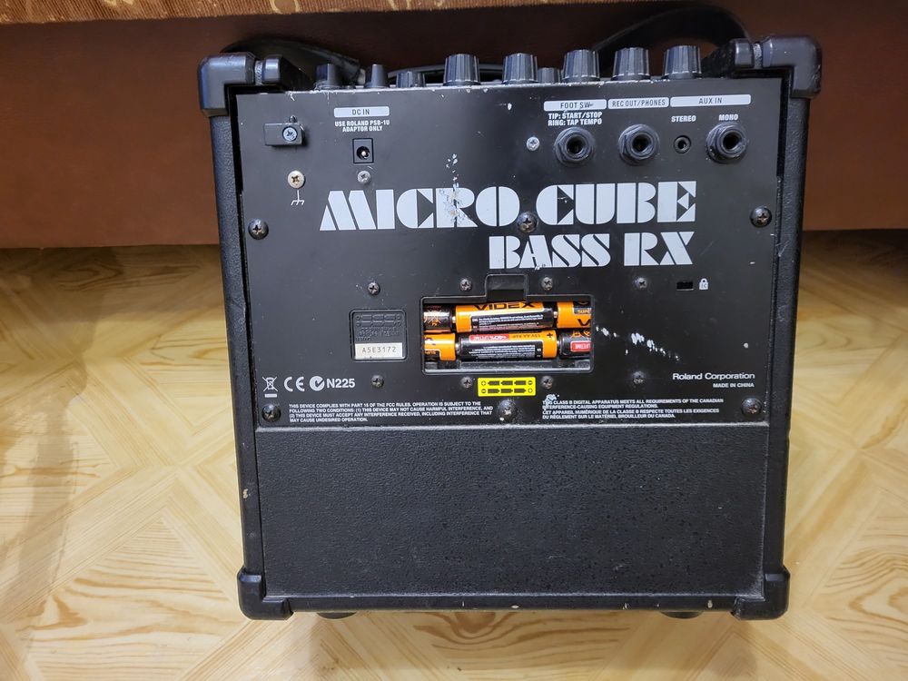 Комбоусилитель Roland Microcube Bass RX (MCB RX)