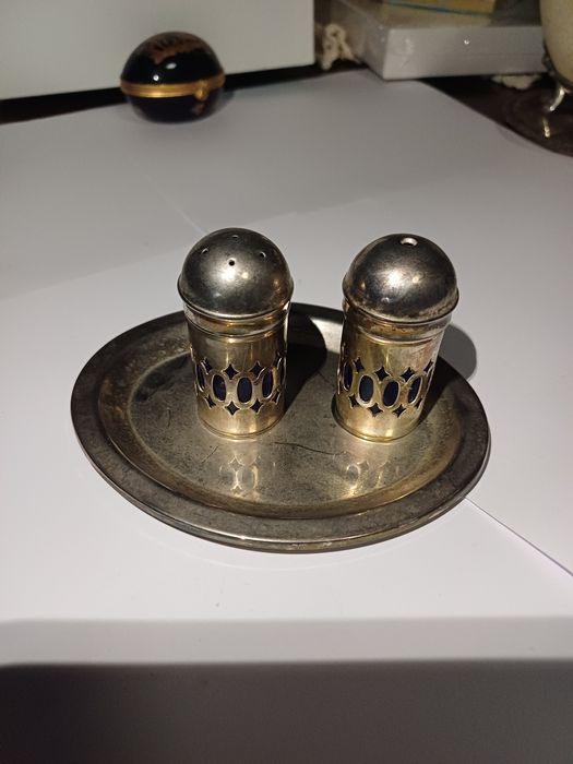 Saleiro e pimenteiro