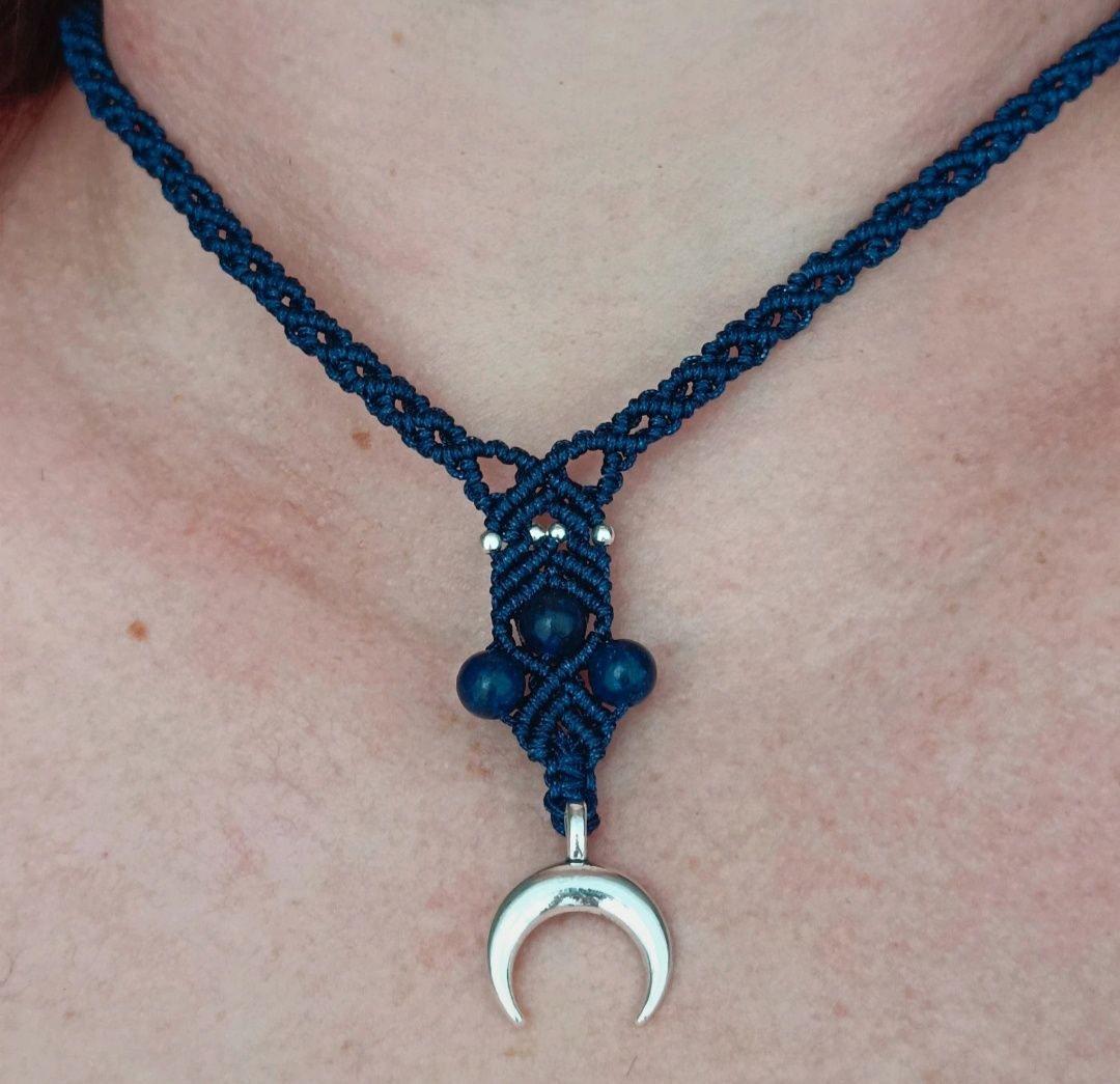 Naszyjnik księżycowy lapis lazuli