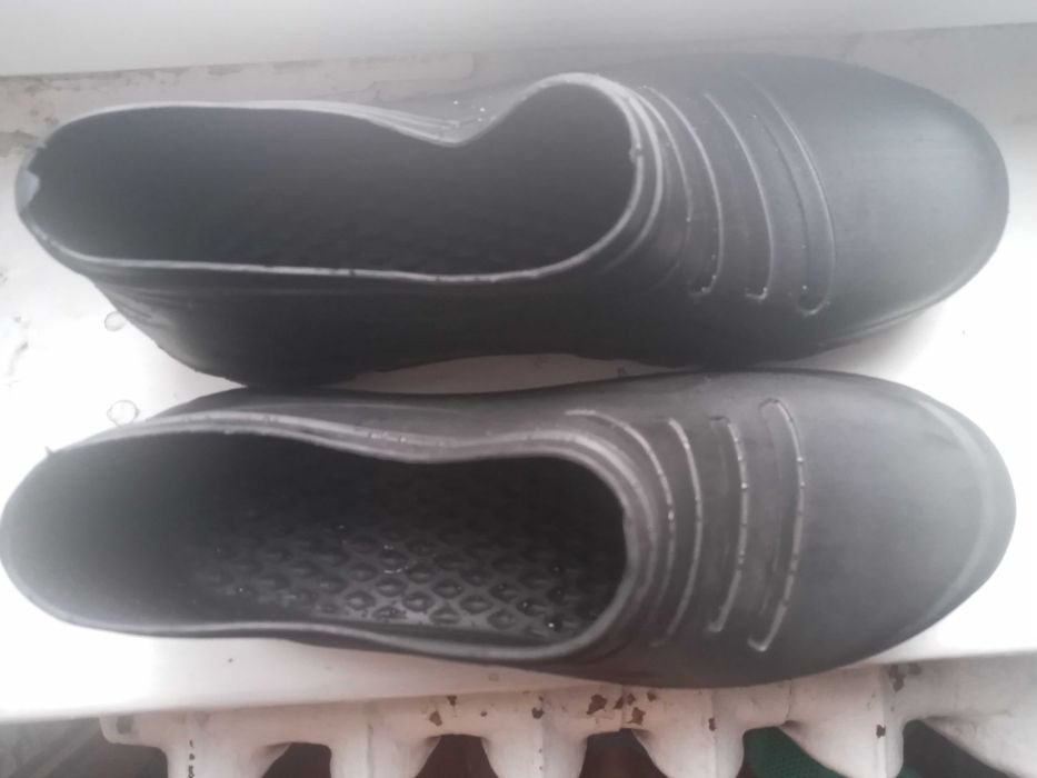 Калоши мужские для огорода