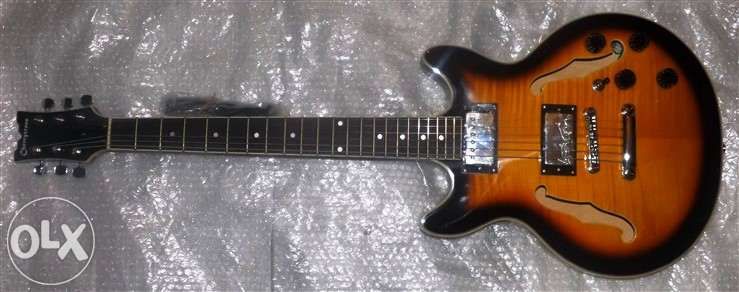 Guitarra eletrica de jazz e blues de marca Cherrystone