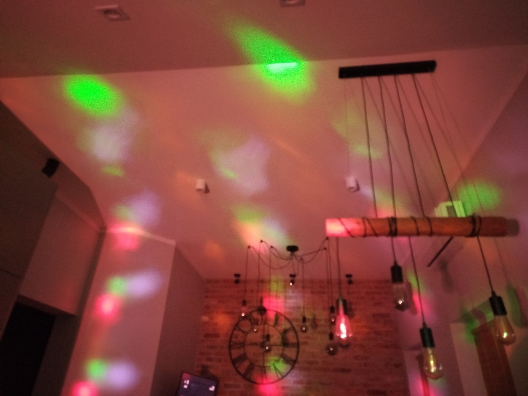 Stroboskop i mini kula LED w pełni sprawne