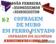 Cofragem de muro em ferro pintado novo e fenolico
