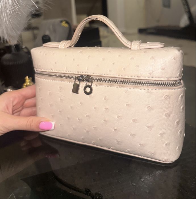 Сумочка в стиле Loro Piano