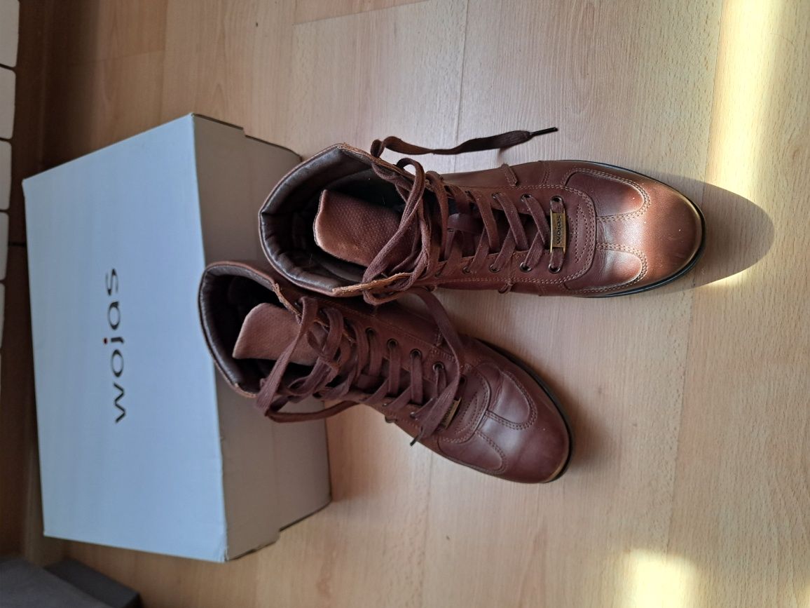 Buty skórzane Wojas