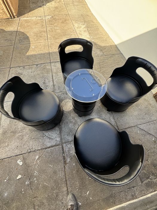 Conjuntos mesas poltronas