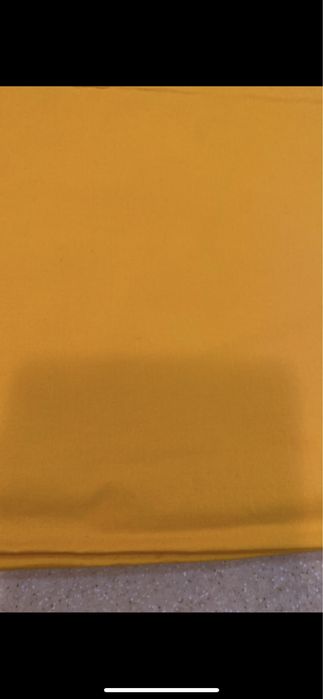 Скатерть тефлоновая 1,60 на 1,40 см. Б/у