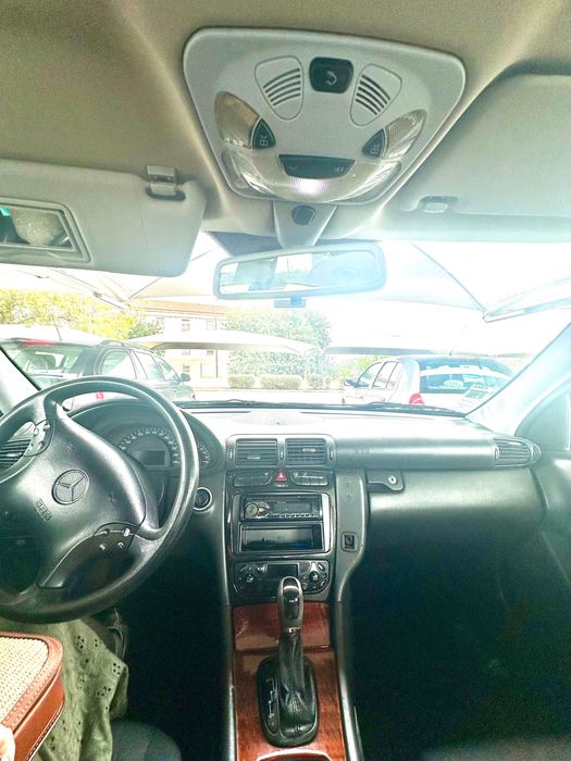 VENDO MERCEDES 220 cdi  CLASSE C Automático