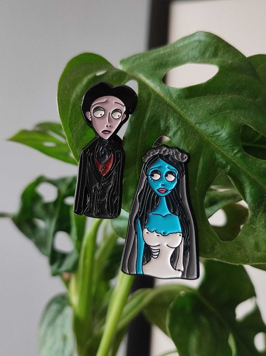 Emaliowane przypinki (piny) Gnijąca Panna Młoda Emily i Victor