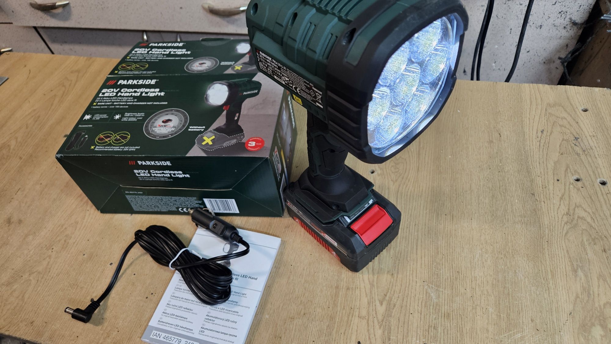 Lampa Parkside na baterię Einhell