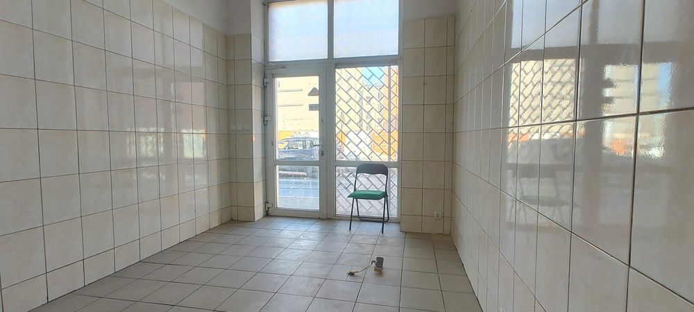 bezpośrednio lokal z WITRYNĄ/ ul. gen. Kilińskiego 13