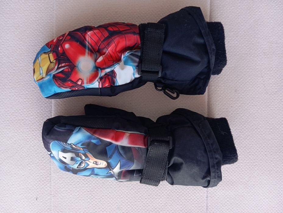 Rękawiczki Avengers hm