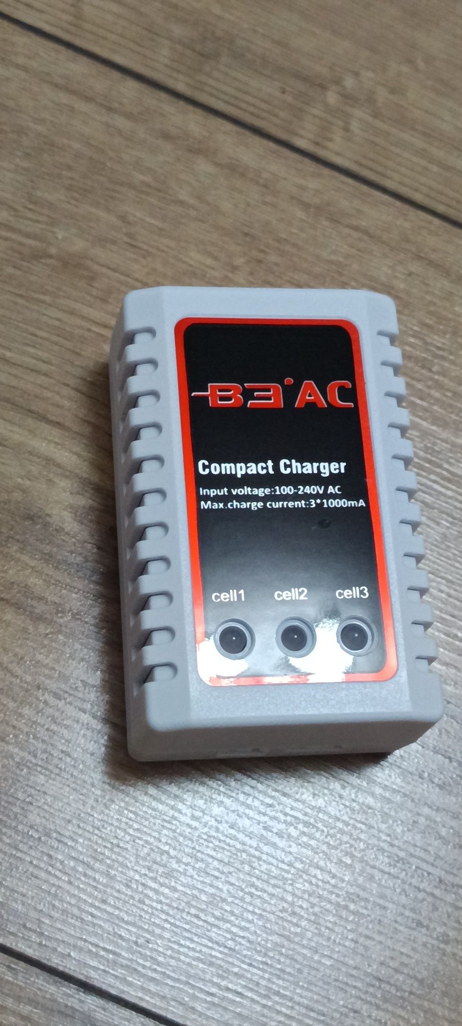 ładowarka HTRC B3 AC Compact Balance Charger,  ładowarka do dronów