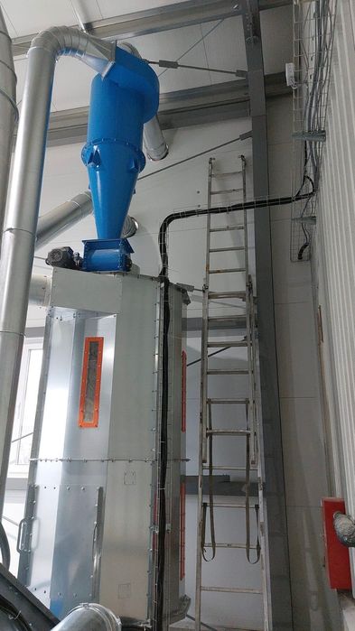 POLSKI zbiornik buforowy z wygarniaczem