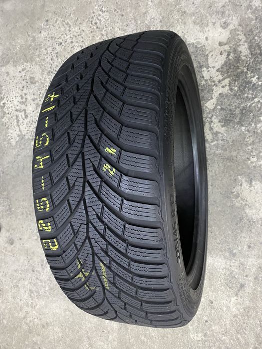 Зимові шини 225/45 R17 CONTINENTAL