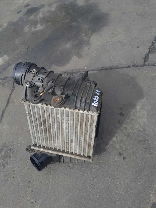 VW Bora Golf 4 Octavia Toledo 1.9 TDI - chłodnica intercooler