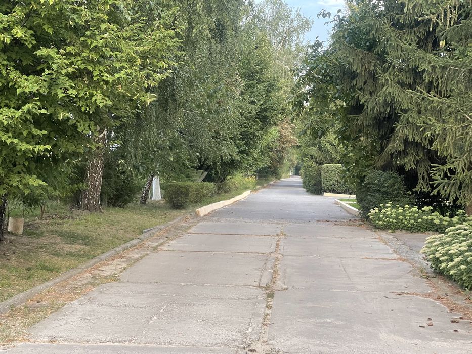 ЩАСЛИВЕ Продається Пейзажна Ділянка 15 соток вул. Соснова 70000$