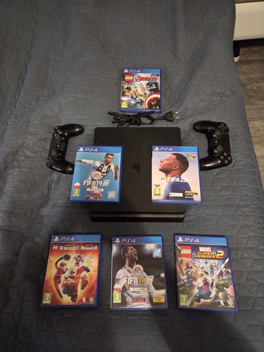 Playstation 4 plus gry plus 2 pady